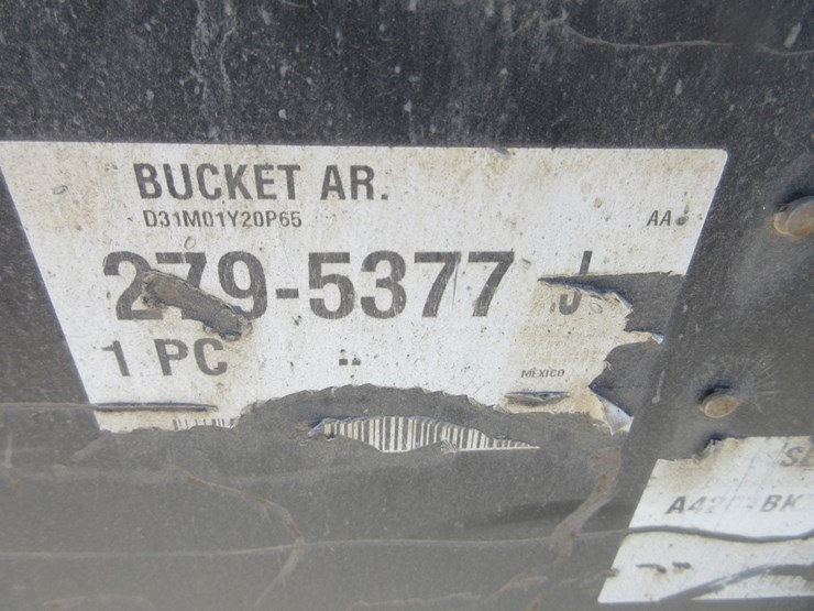 lot-of-cat-80"-skid-steer-gp-bucket-image-7