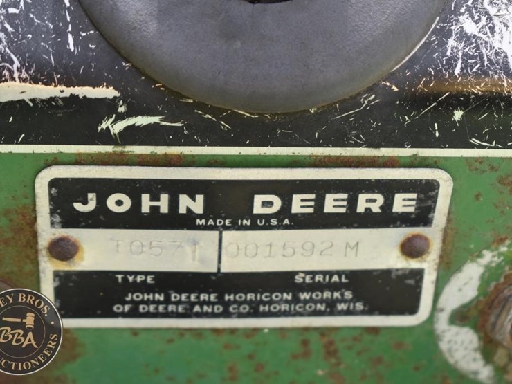 john-deere-120-image-22