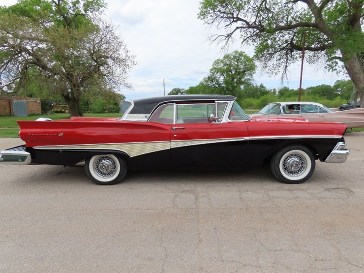 1958-ford-fairlane-500-skyliner-retractable-hardtop-image-7