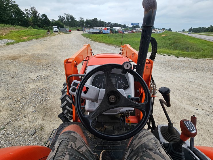 kubota-m5-111-image-54