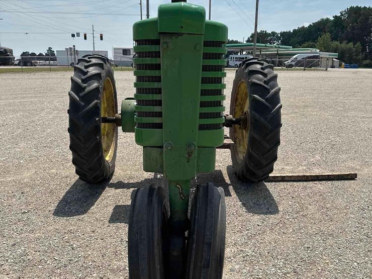 john-deere-a-image-2