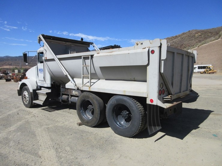 1993-kenworth-t800-image-2