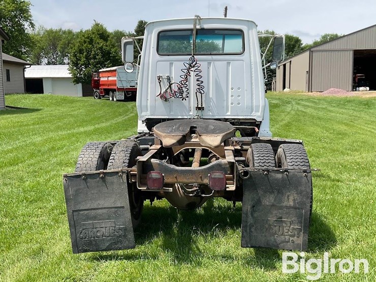 1987-ford-l8000-image-6