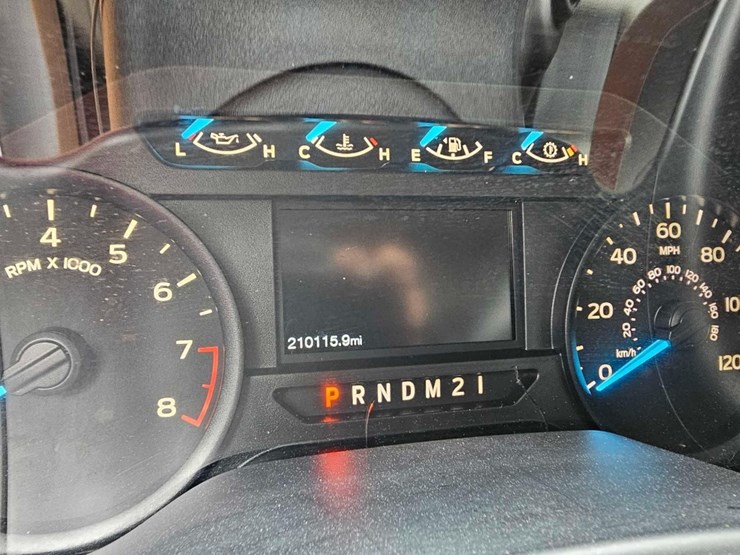 2018-ford-f150-image-8