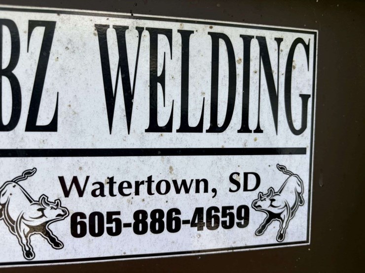 bz-welding-portable-cattle-tub/alley,-adjustable-width-alley,-slide-gates-on-both-ends-of-alley,-tub-image-7