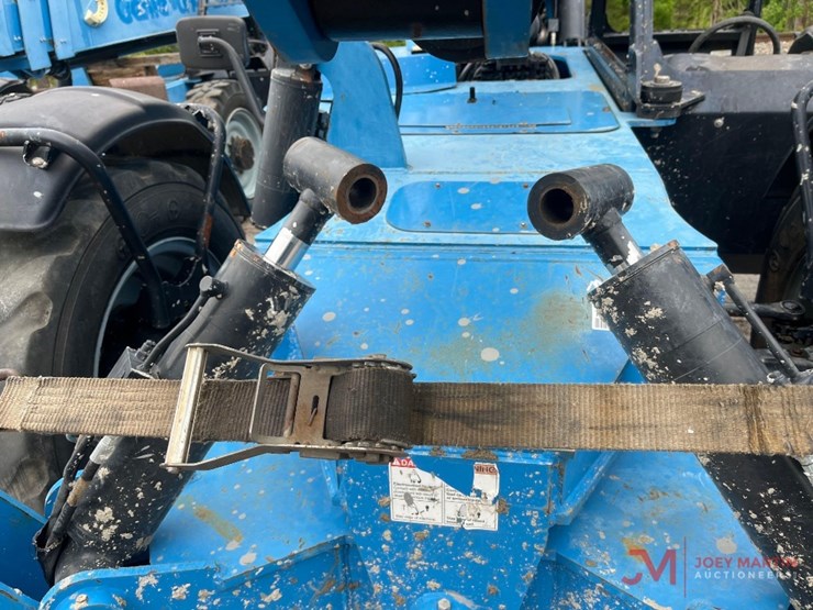 2018-genie-gth1056-image-12