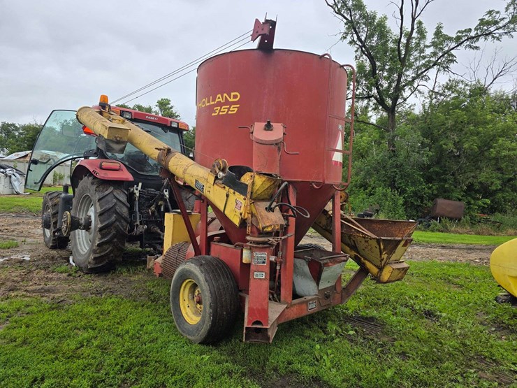 new-holland-355-image-5