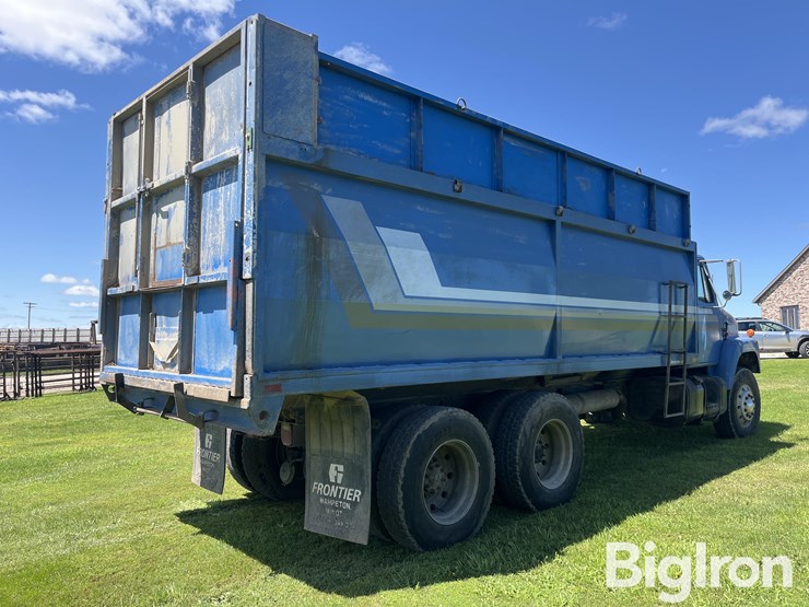 1984-international-f2375-t/a-silage-truck-image-5