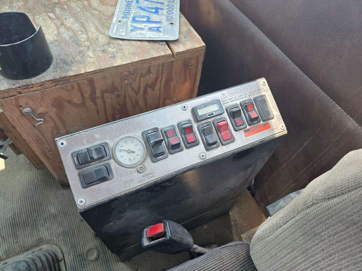 1998-cummins-m11-image-53