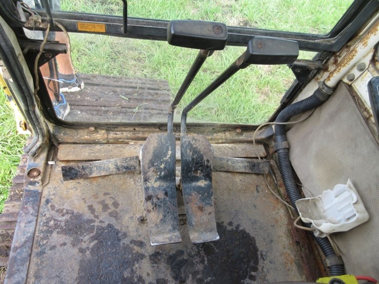 komatsu-pc200-lc-image-27