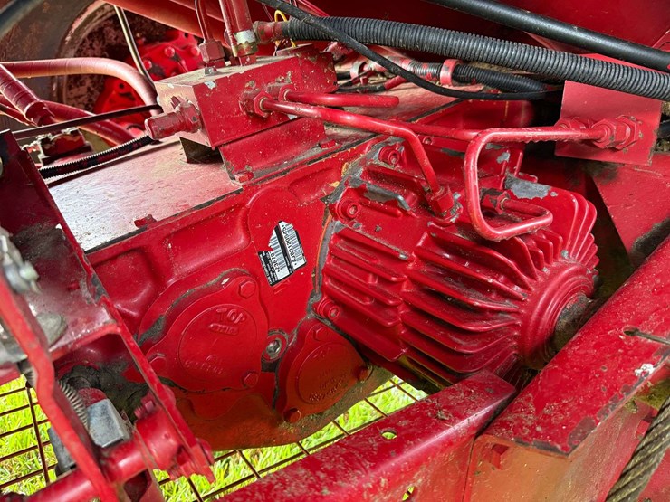 1998-case-ih-2366-image-31