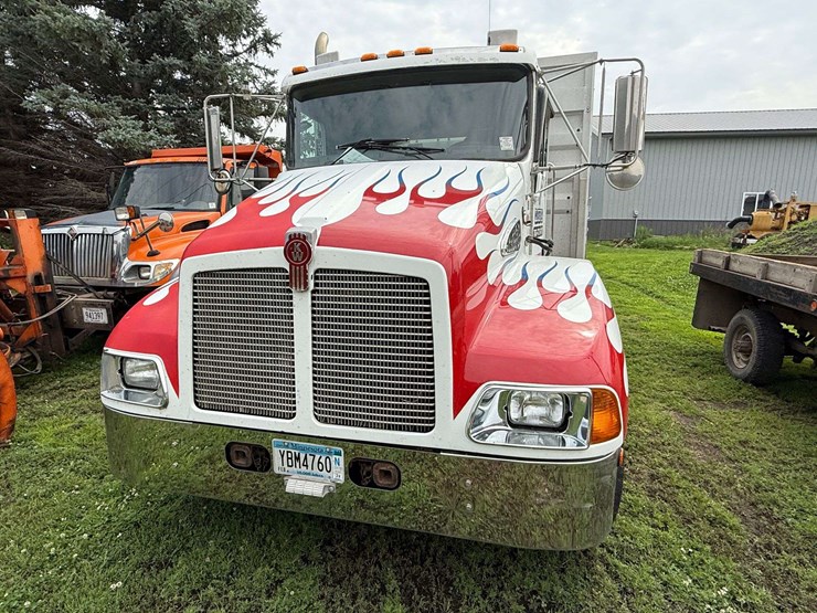 kenworth-t300-image-6