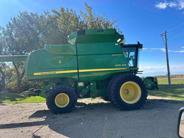 2011-john-deere-9770-sts-image-1