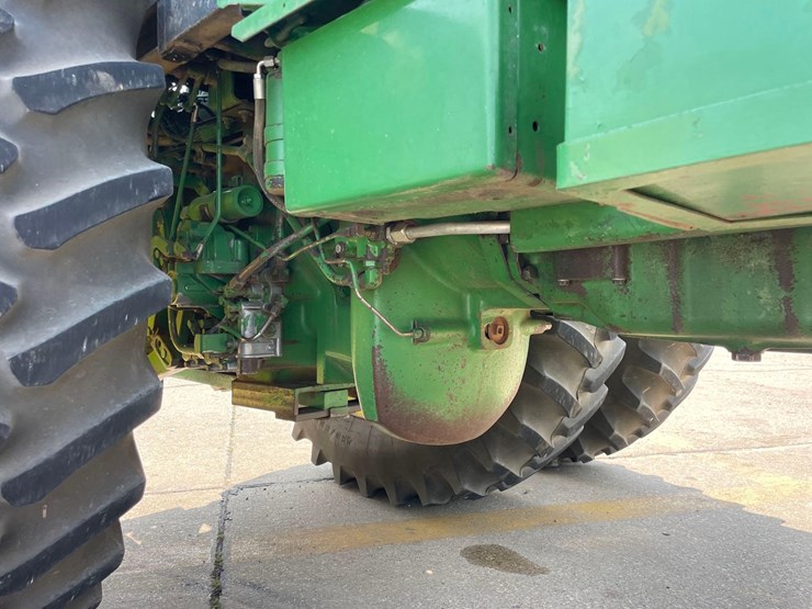 john-deere-4755-image-27