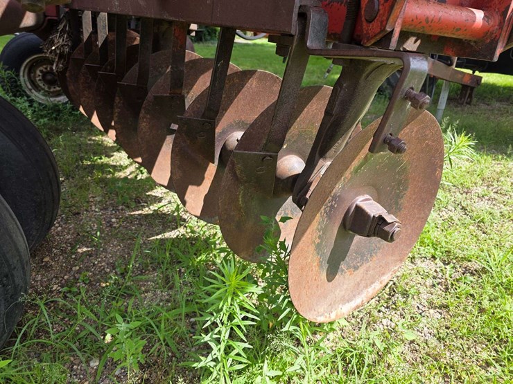 ih-490-disk,-20’,-hydraulic-fold-wings,-9.5-14-tires,-disk-scrapers,-sn:-033395-image-22