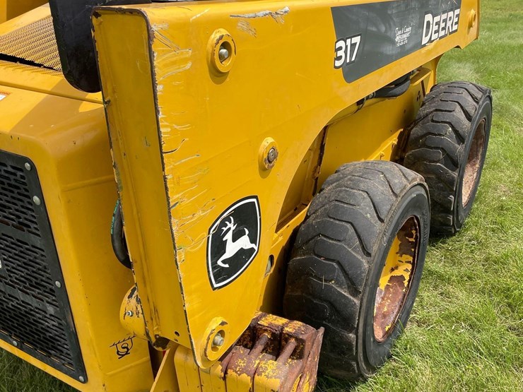 2006-john-deere-317-image-8