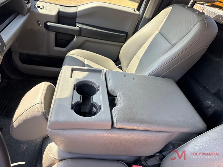 2022-ford-f250-xl-image-22