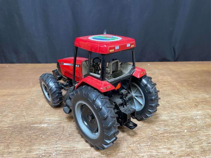 1/16-case-ih-mx110-2002-wisconsin-nib-ertl-image-5