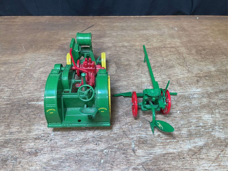 john-deere-16-image-12