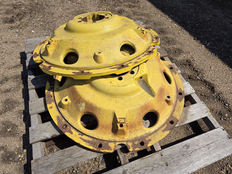 john-deere-8100-image-3