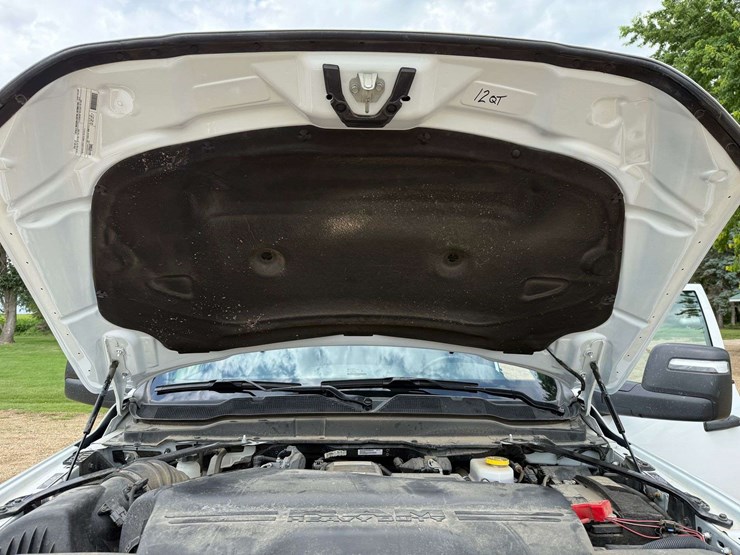 2024-ram-2500-tradesman-image-47