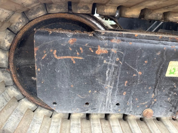 2015-caterpillar-305e2-cr-image-12