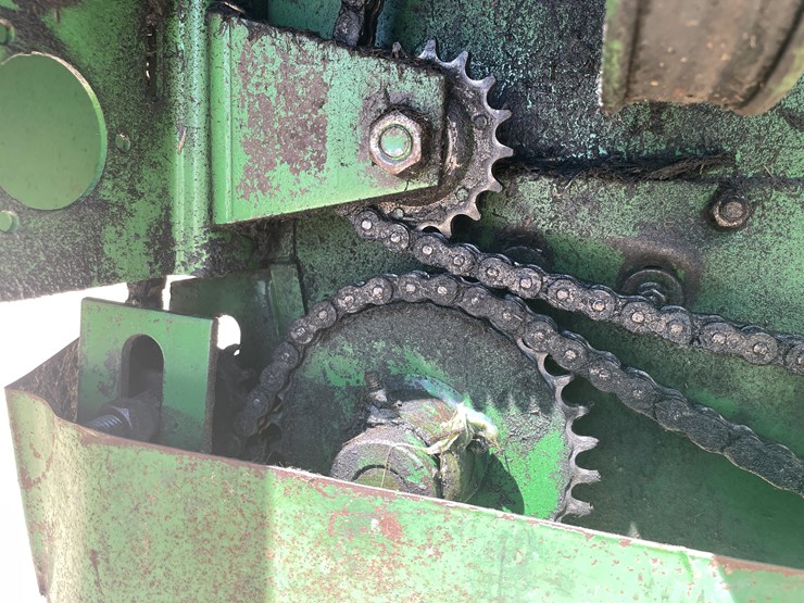 john-deere-716a-image-32