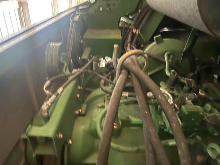 2011-john-deere-9770-sts-image-16