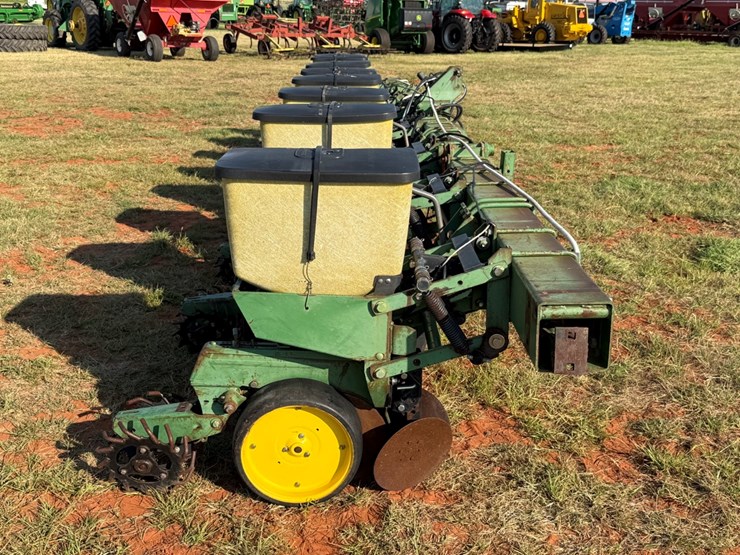 john-deere-7100-image-15