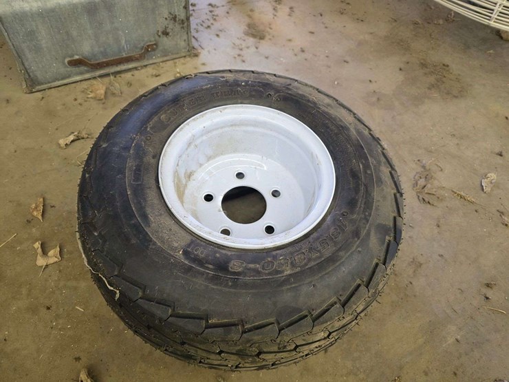 18.5x8.5-8-tire-on-5-bolt-rim,-new-image-2