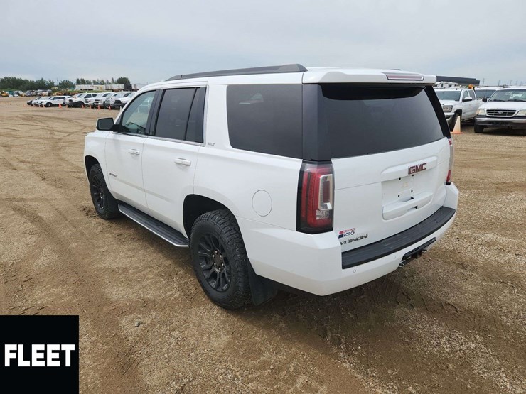 2018-gmc-yukon-slt-image-2