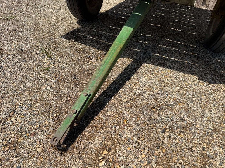 john-deere-6-image-16