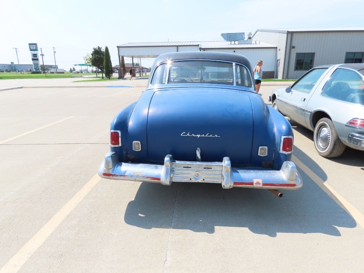 1949-chrysler-windsor-4dr-sedan-image-5