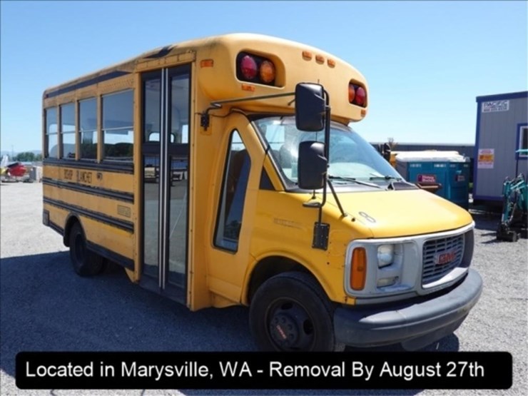 2000-gmc-3500-image-9