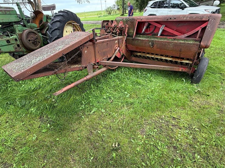 new-holland-67-image-6