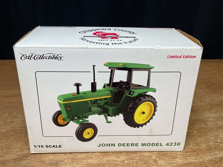 1/16-john-deere-4230-2004-wisconsin-nib-ertl-image-12