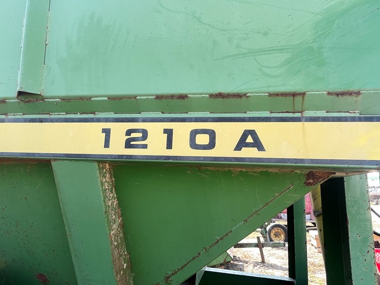 john-deere-1210a-image-32
