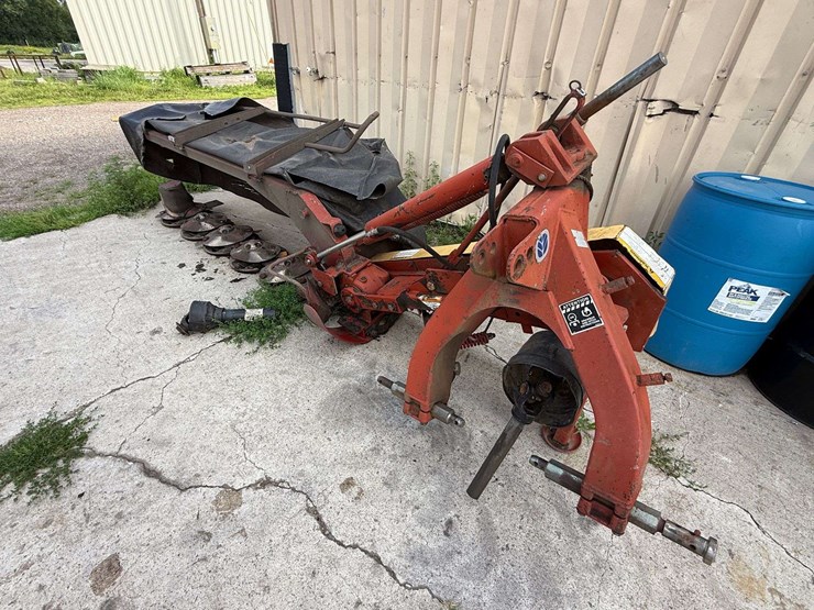 new-holland-616-image-8