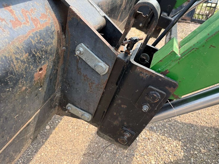 john-deere-4430-image-11