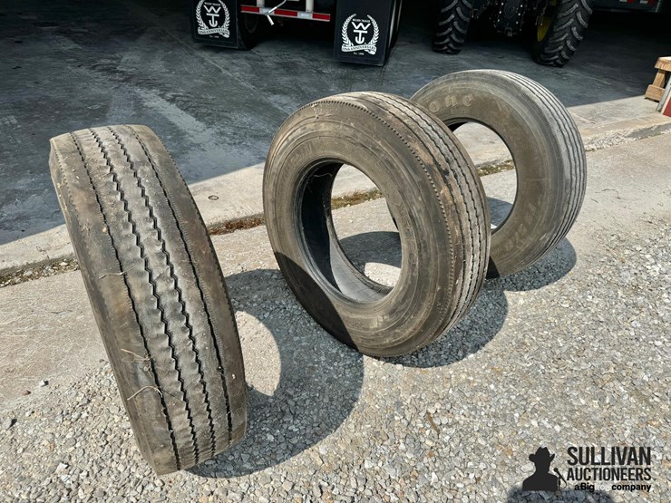 22.5”-truck-tires-image-3