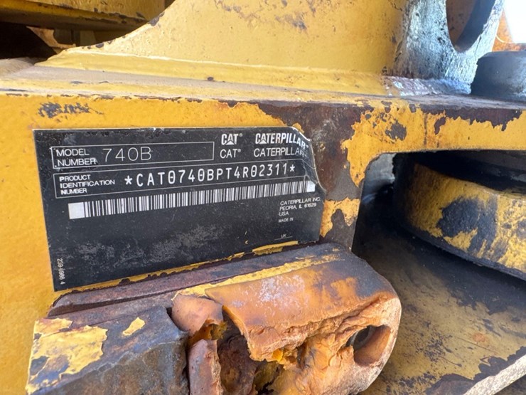 caterpillar-740b-image-20