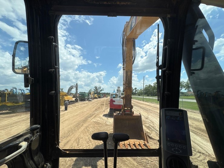 2012-caterpillar-336el-image-30