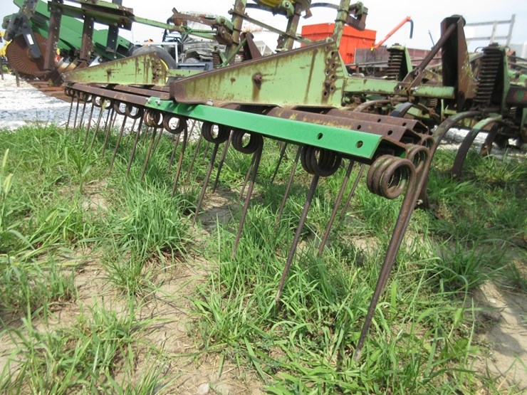john-deere-1100-image-5
