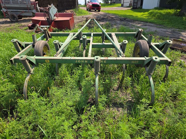 john-deere-1600-image-7