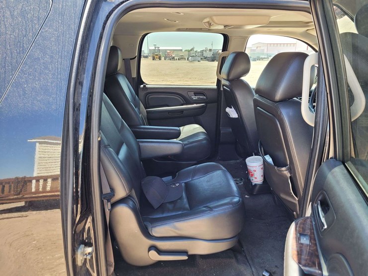 2013-gmc-yukon-xl-image-6