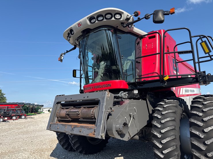 2012-massey-ferguson-9540-image-9