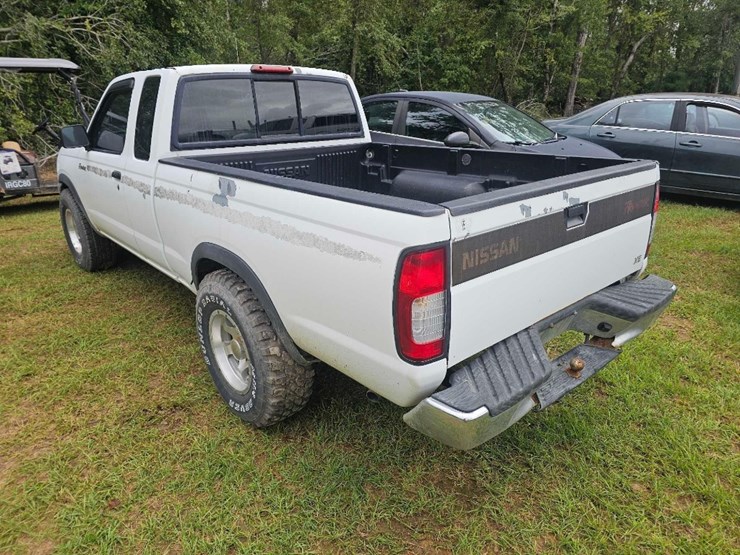 1998-nissan-frontier-image-3