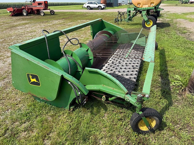 john-deere-212-image-3