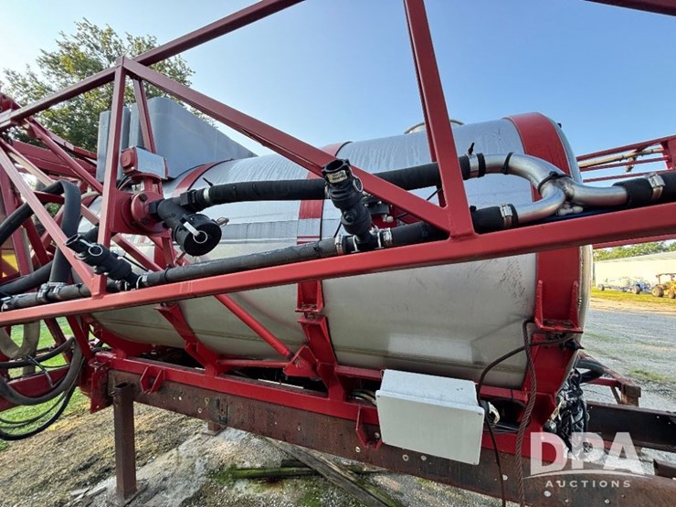 2014-case-ih-610-image-9