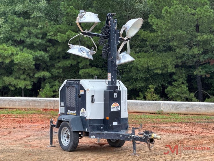 2019-allmand-bros-night-lite-v-series-nlv-image-1